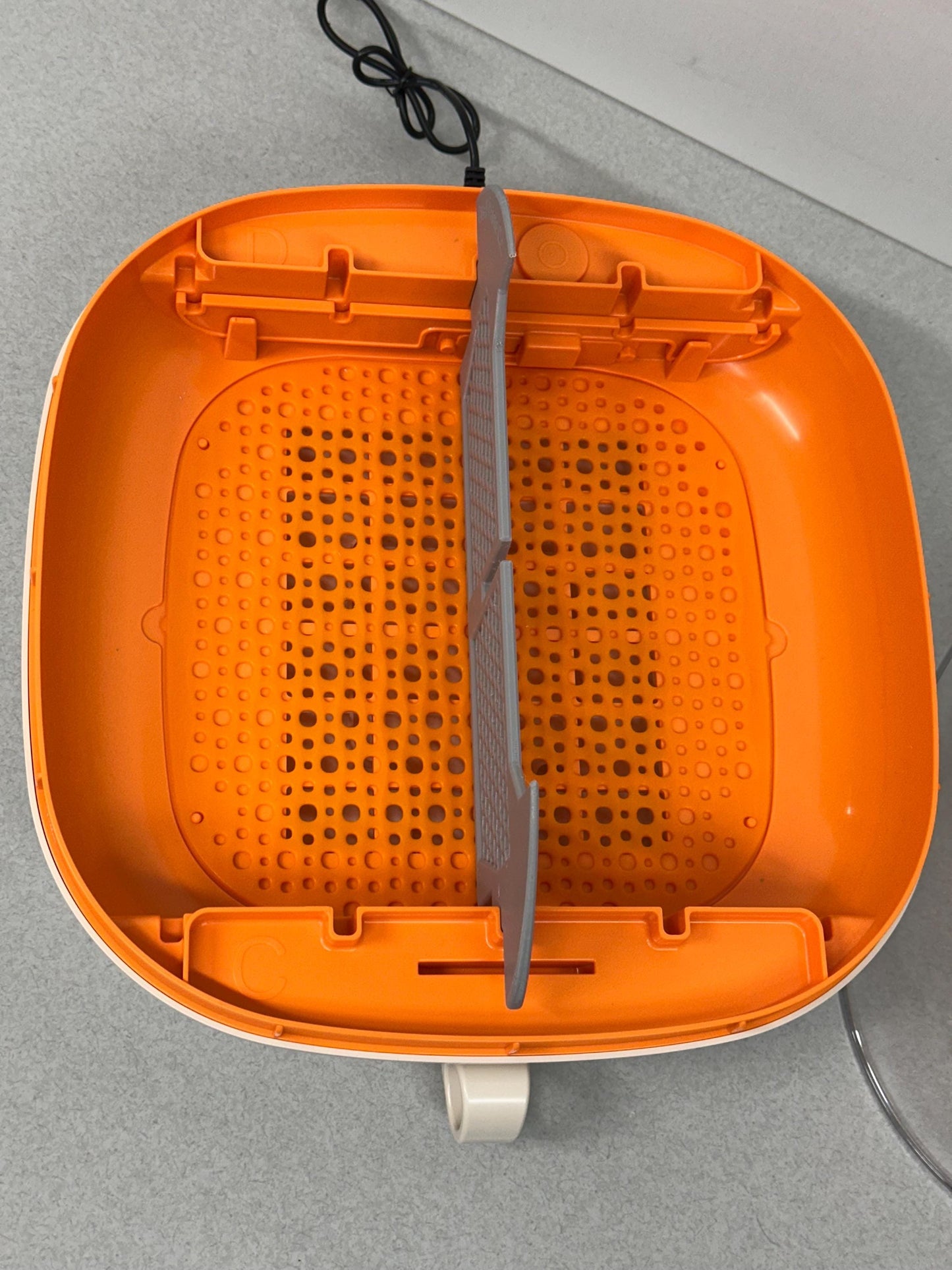 Divider for ChickCozy Incubator