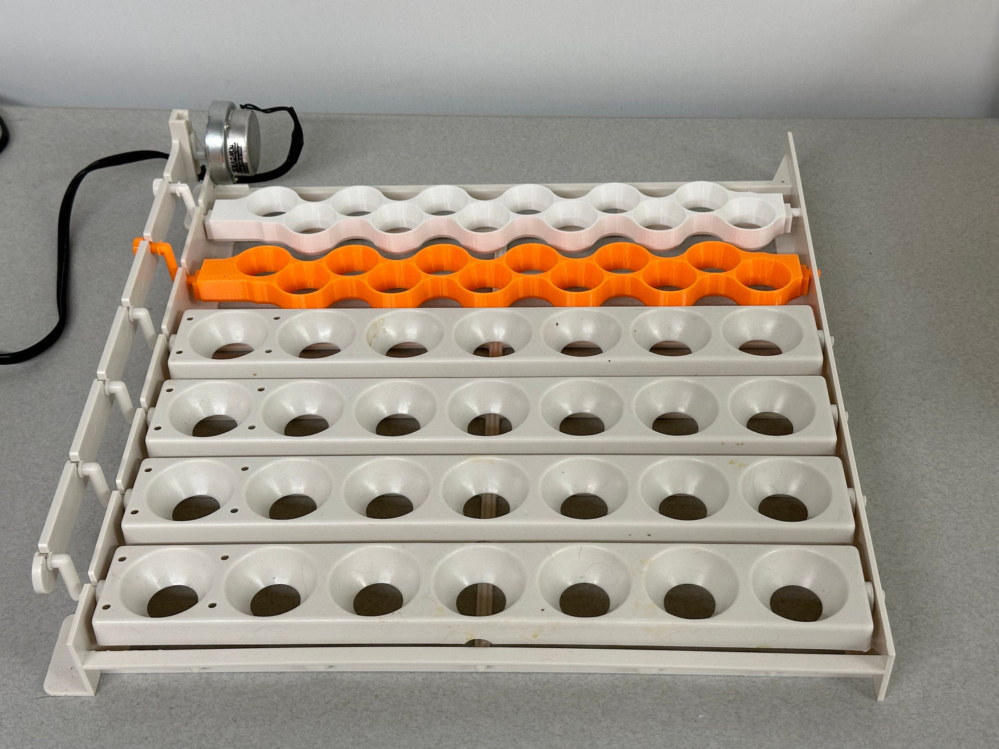 Hova-Bator 1610 or Little Giant Incubators Quail Egg Racks for Turner