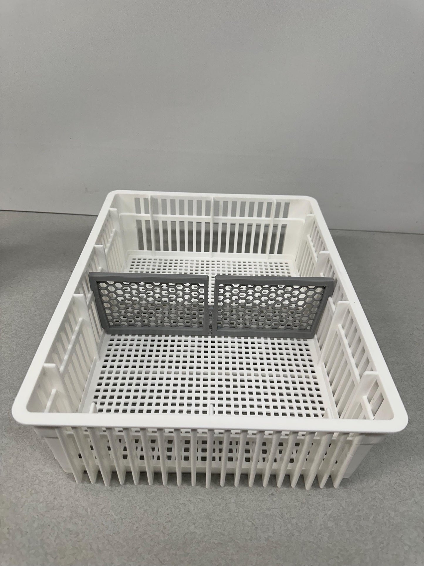 Divider for Cimuka Hatching Time Egg Hatching Basket (CS35Y)