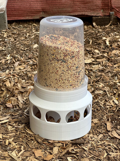 Coturnix Quail Feeder 10-Port Design