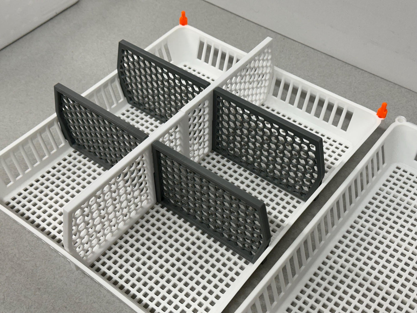 Divider for Cimuka Hatching Time Egg Hatching Basket (CS30)