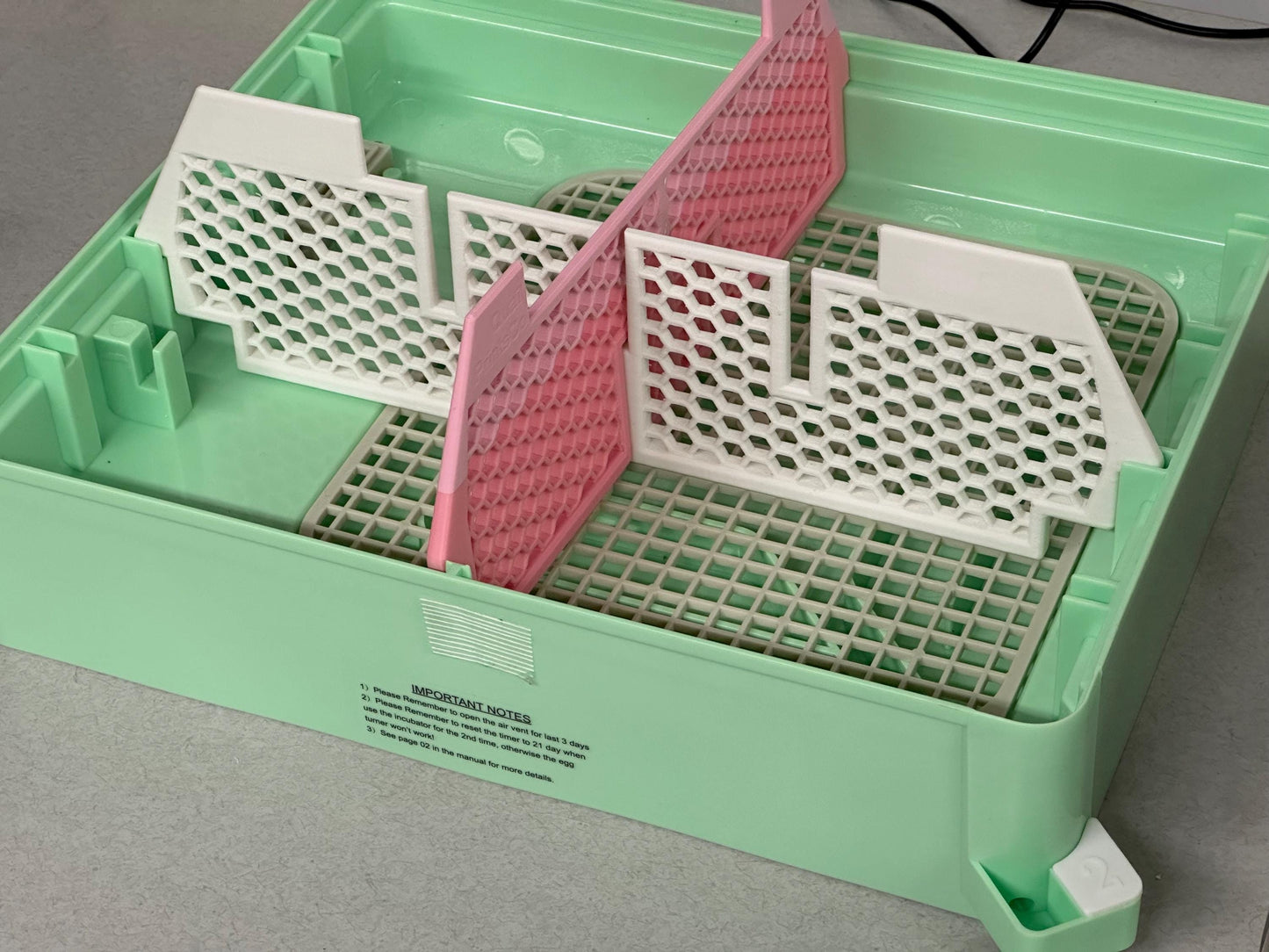 Divider for Zohoko Incubator